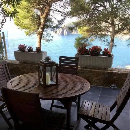 Cala Llevado Luxury En Un Crucero * Тосса-де-Мар