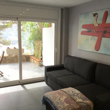 Cala Llevado Luxury En Un Crucero * Τόσα ντε Μαρ