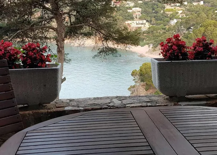 Cala Llevado Luxury En Un Crucero Tossa de Mar