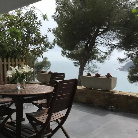 Cala Llevado Luxury En Un Crucero * トッサ・デ・マール